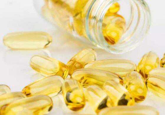 吃鱼油对高血压有好处吗 吃鱼油对身体有什么好处