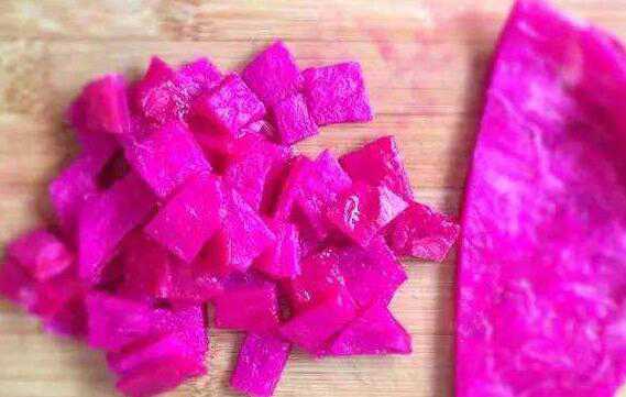 火龙果皮煮水的功效与作用