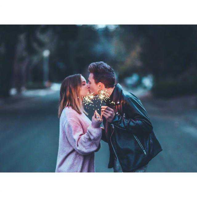 从朋友到恋人的唯美句子