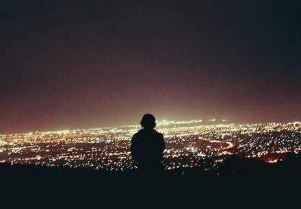 晚上发朋友圈的经典句子