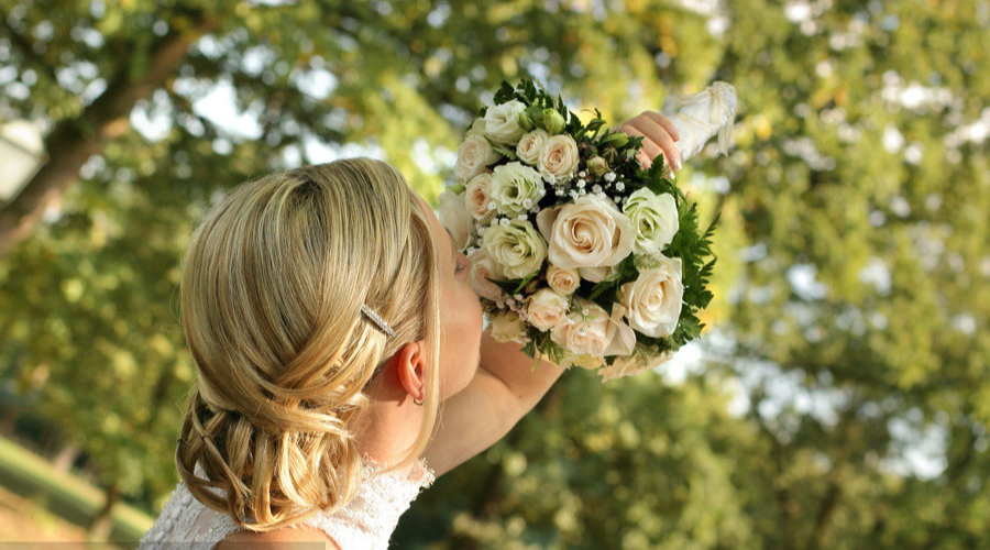 甜蜜的情侣<a href='https://www.yangji120.com/life/list-93/' target='_blank'><u>网名</u></a>一对