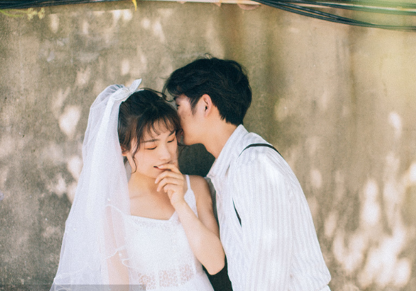 甜蜜的情侣<a href='https://www.yangji120.com/life/list-93/' target='_blank'><u>网名</u></a>一对 甜蜜比较调皮的情侣<a href='https://www.yangji120.com/life/list-93/' target='_blank'><u>网名</u></a>一对