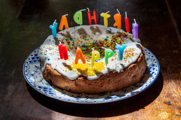 祝自己生日快乐 简短