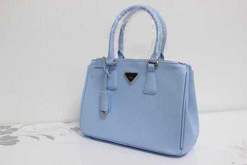 1周年送女朋友什么礼物