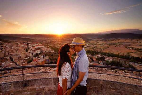 ����ΪʲôԽϲ��˭Խ�۸�˭