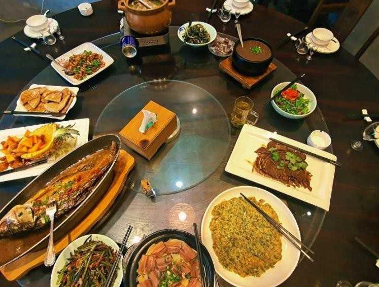 在饭店打工总挨说怎么办