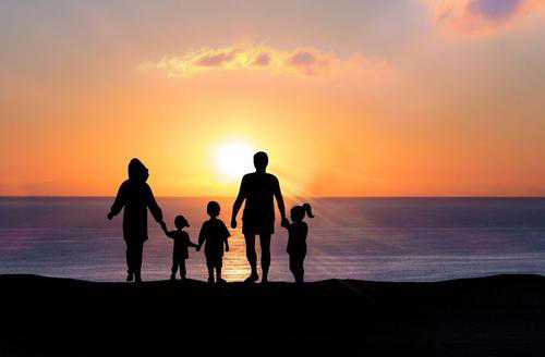 男方休15天陪产假津贴