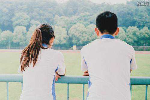 男生喜欢你的表现细节