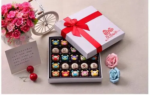 情侣在一起一个月送什么礼物