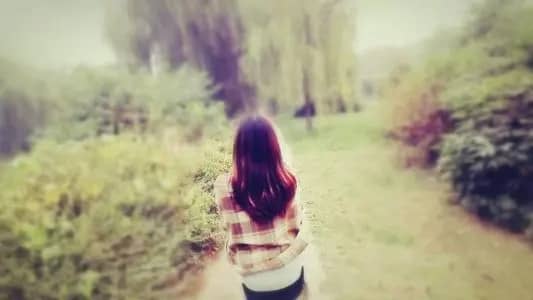 赞美漂亮女人经典句子