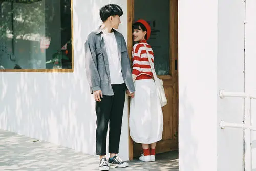 好听又不明显的情侣<a href='https://www.yangji120.com/life/list-93/' target='_blank'><u>网名</u></a>