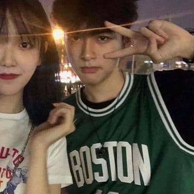 朋友圈怎么低调晒女朋友的照片