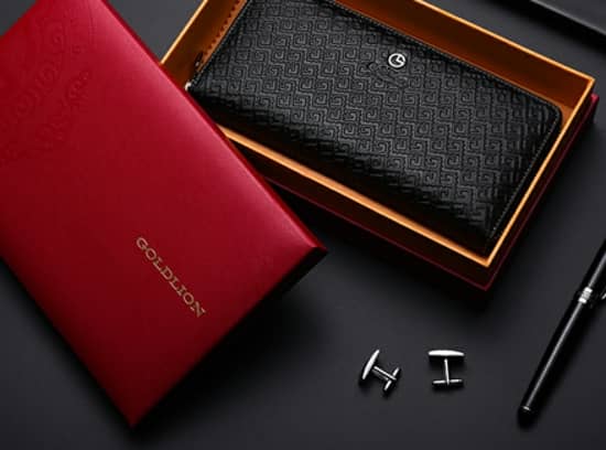 �͸������ѵ�ʥ���黰-