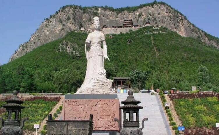 响堂山在哪个地方