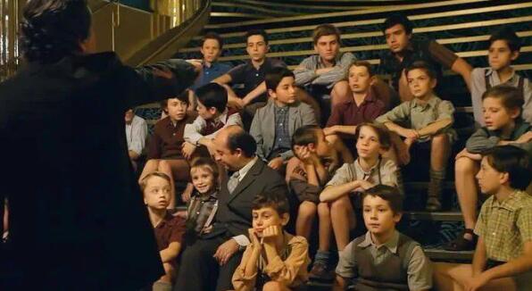 ��ţ��Ĵ���У����Ǯ��˭͵��