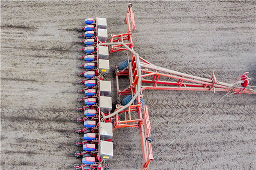 玉米播种施肥一体机